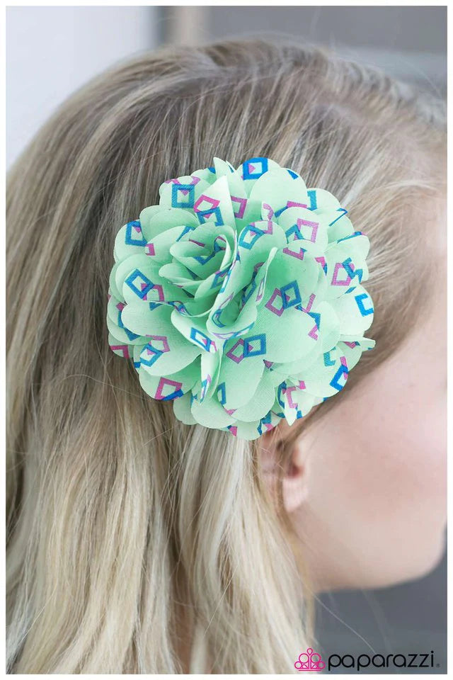 Paparazzi Hair Accessories ~ Do You SQUARE To Tell The Truth? - Green