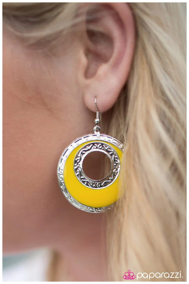 Paparazzi Earring ~ Night Owl - Yellow