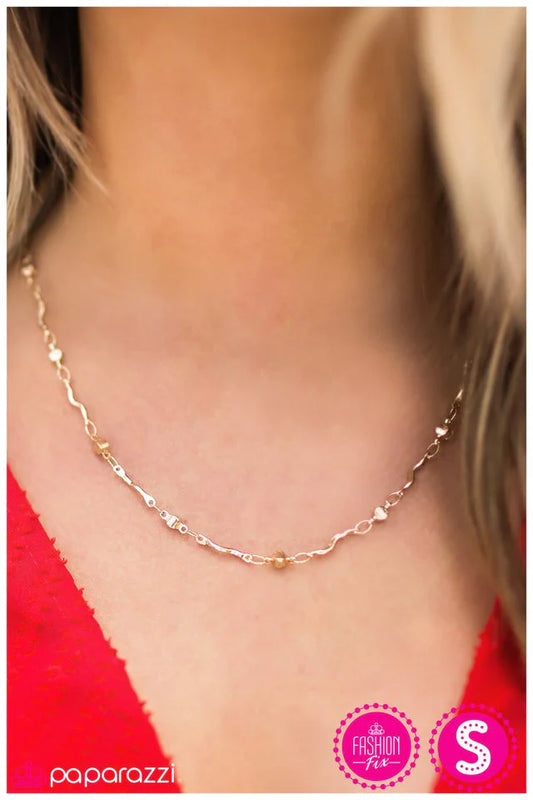 Collar Paparazzi ~ Construimos esta ciudad - Oro