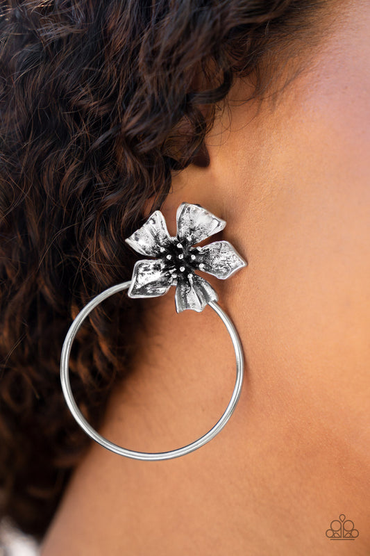 Paparazzi Earring ~ Buttercup Bliss - silver