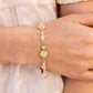 Pulsera Paparazzi Fashion Fix de junio de 2021 ~ Storybook Beam - Oro