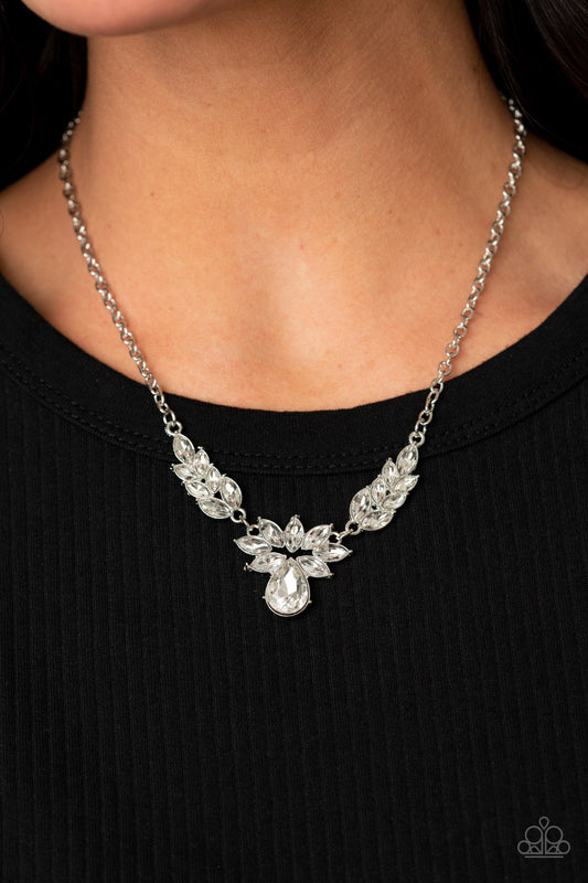 Paparazzi Necklace ~ I Need Some HEIR - White