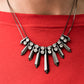 Collar Paparazzi Fashion Fix Mayo 2021 ~ Dangerous Dazzle - Negro