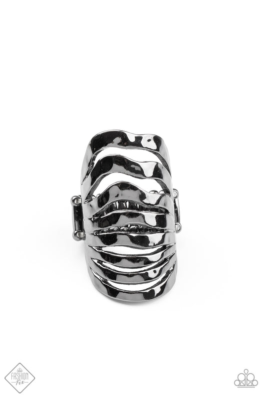 Paparazzi Ring ~ Sound Waves - Fashion Fix Nov 2020 - Black