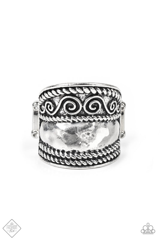 Paparazzi Ring Fashion Fix Dec 2020 ~ Texture Tantrum - Silver