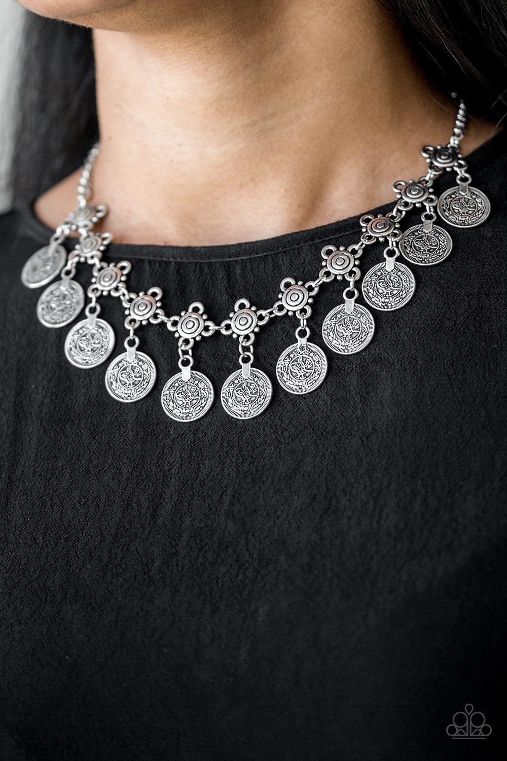 Paparazzi Necklace ~ Walk The Plank - Silver