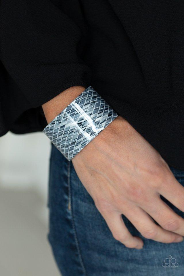 Paparazzi Bracelet ~ Vogue Revamp - Silver