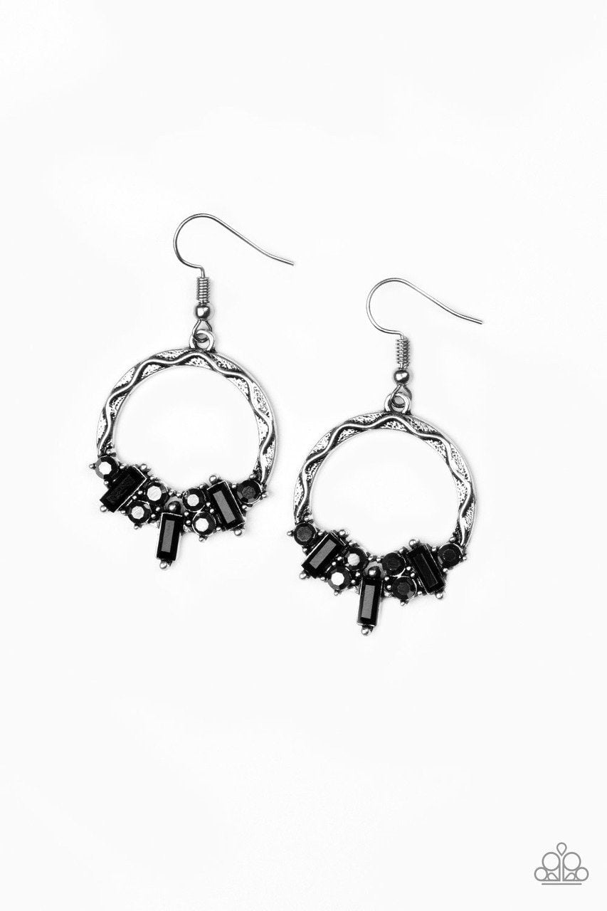 Paparazzi Earring ~ On The Uptrend - Black