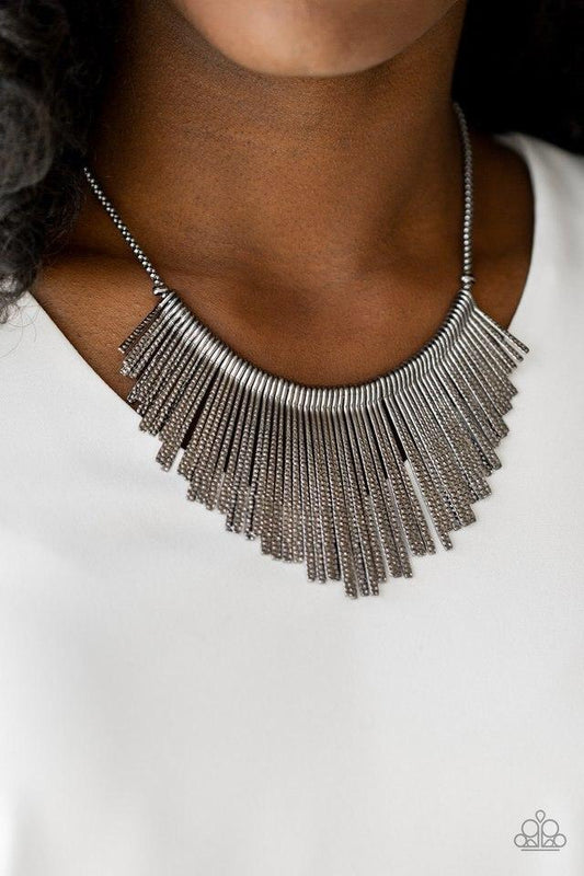 Paparazzi Necklace ~ Metallic Mane - Black