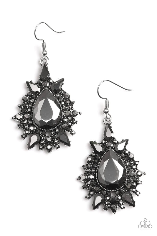 Paparazzi Earring ~ Diva Decor - Silver