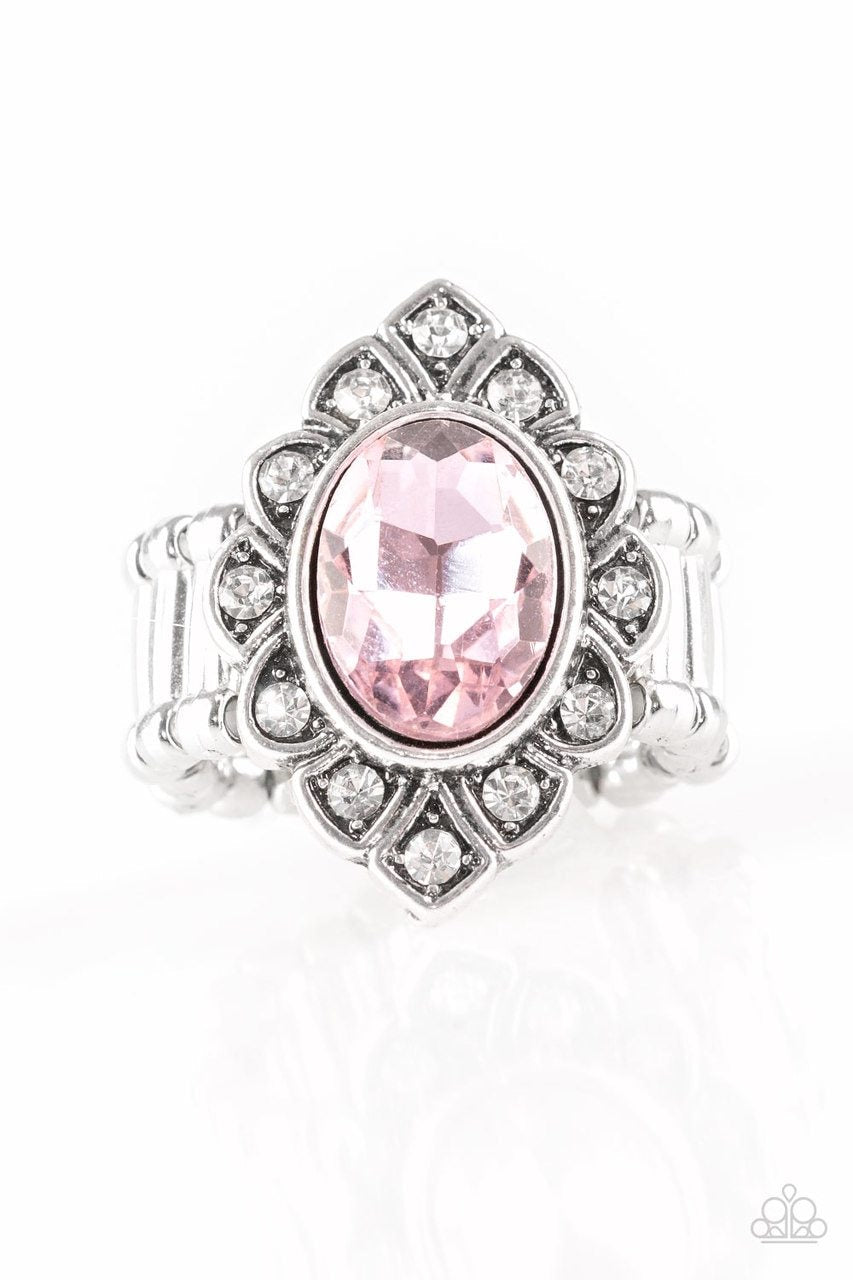 Paparazzi Ring ~ Power Behind The Throne - Pink