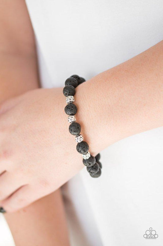 Paparazzi Bracelet ~ Down To Earth - Black