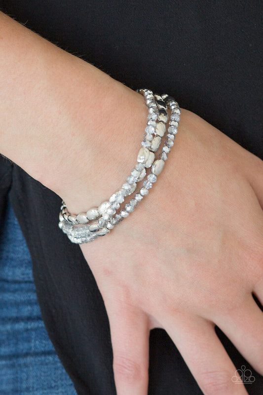 Pulsera Paparazzi ~ Hello Beautiful - Plata